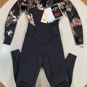 Billabong women wetsuit